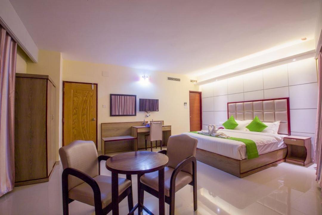 Hotel Mira Garden Sylhet Exterior foto